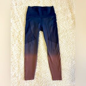 Good America Women’s Leggings size small 2/3